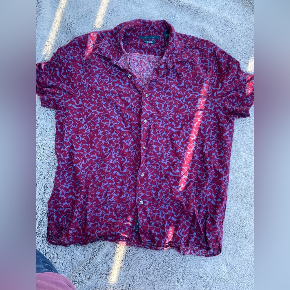 Perry Ellis Red and Blue Patterned Casual Shirt